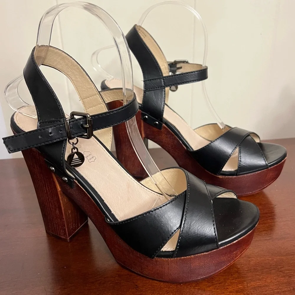 Aldo Leather Platform Sandals Black Studded wood Block Heel Size 10 NWOT